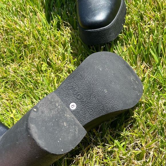 SOLD - Picture 3 of 6